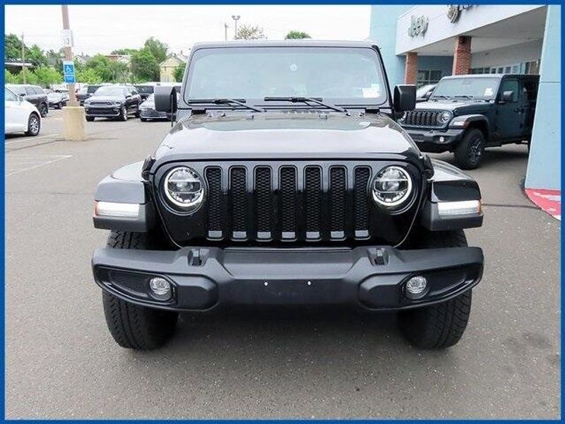 2021 Jeep Wrangler Unlimited Sahara AltitudeImage 3
