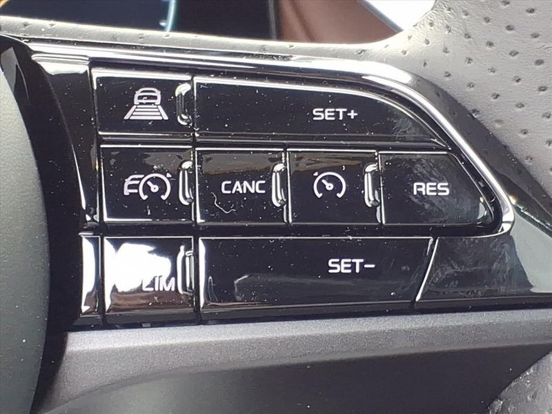 New 2026 Maserati Grecale ModenaImage 20