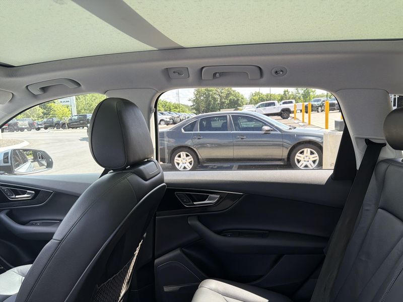 Used 2017 Audi Q7 Premium PlusImage 29