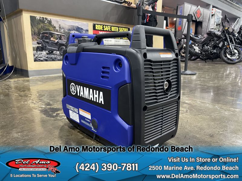 2021 Yamaha EF2200ISZ  in a BLUE exterior color. Del Amo Motorsports of Redondo Beach (424) 304-1660 delamomotorsports.com 