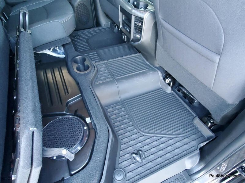 New 2026 RAM 2500 Big Horn Crew Cab 4x4 6'4' Box