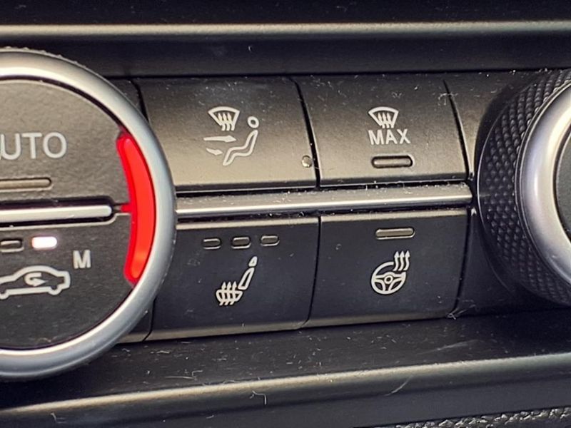 2022 Alfa Romeo Stelvio VeloceImage 9