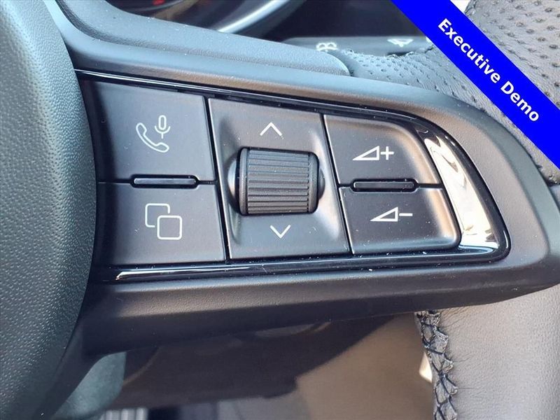 New 2025 Alfa Romeo Giulia RwdImage 19