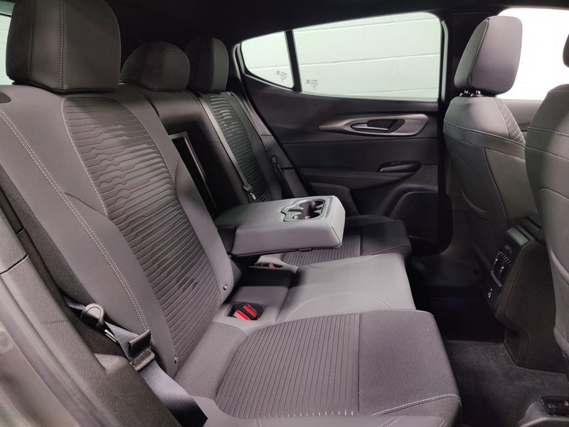 Used 2025 Alfa Romeo Tonale 2.0T AWD w/SunroofImage 17