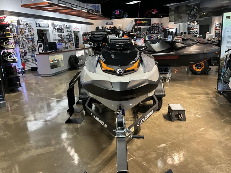 New 2026 SEA DOO FISHPRO TROPHY 170 Image 2