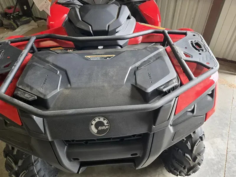 New 2025 Can-Am OUTLANDER 500 LEGION RED Image 8