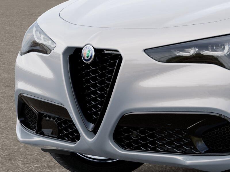 New 2026 Alfa Romeo Stelvio AwdImage 7