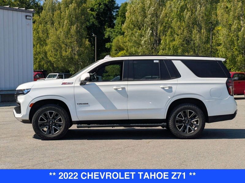 2022 Chevrolet Tahoe Z71 photo 2