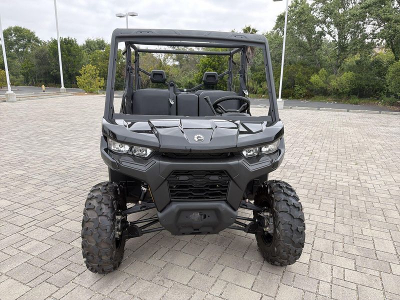 New 2026 Can-Am DEFENDER MAX DPS HD9 Image 12