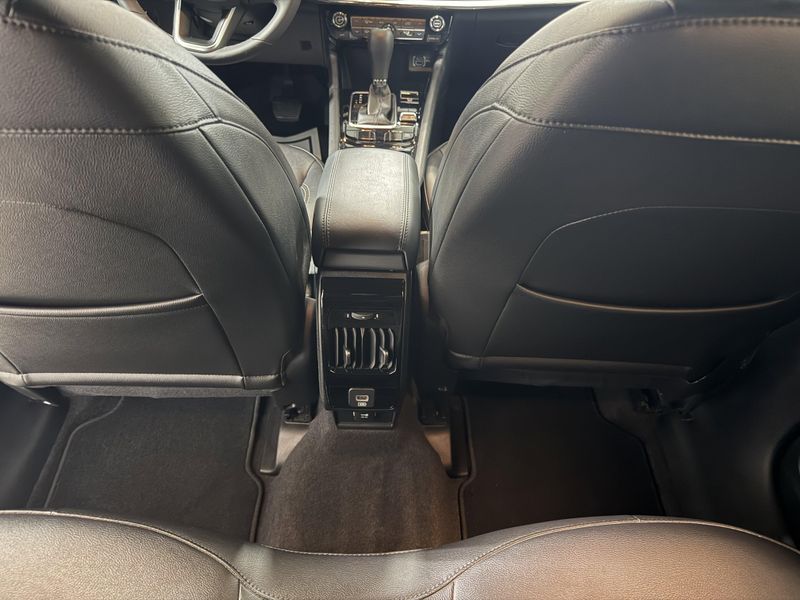 Used 2024 Jeep Compass LimitedImage 19