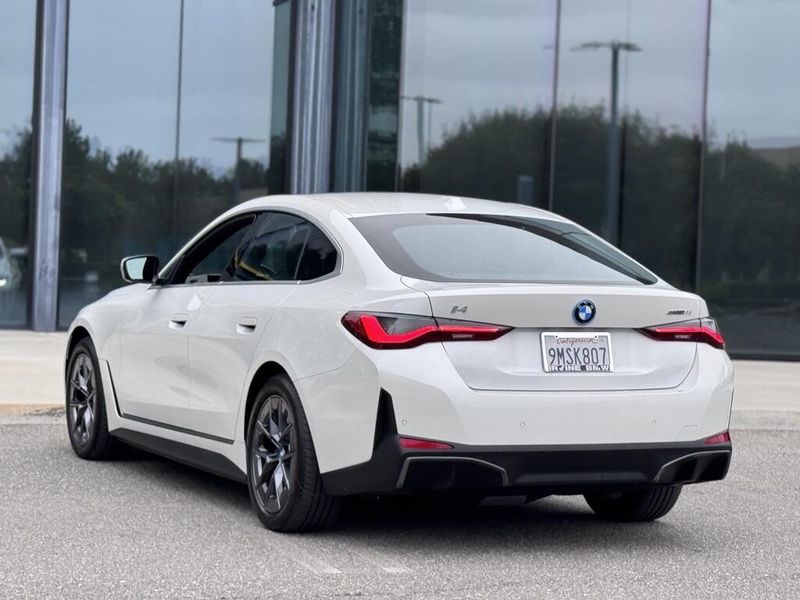 2024 BMW i4 eDrive35Image 6