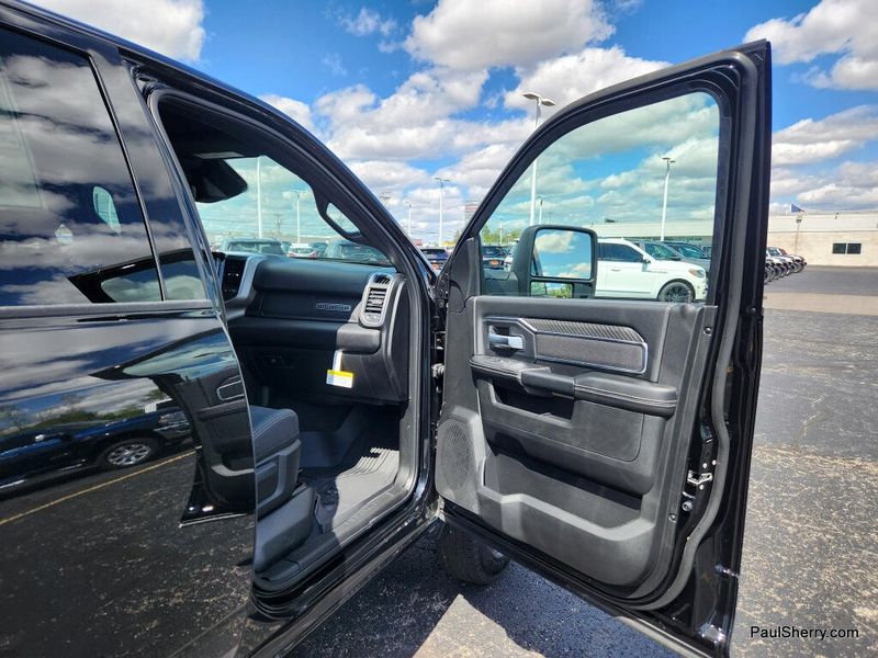 New 2026 RAM 3500 Big Horn Crew Cab 4x4 8' Box