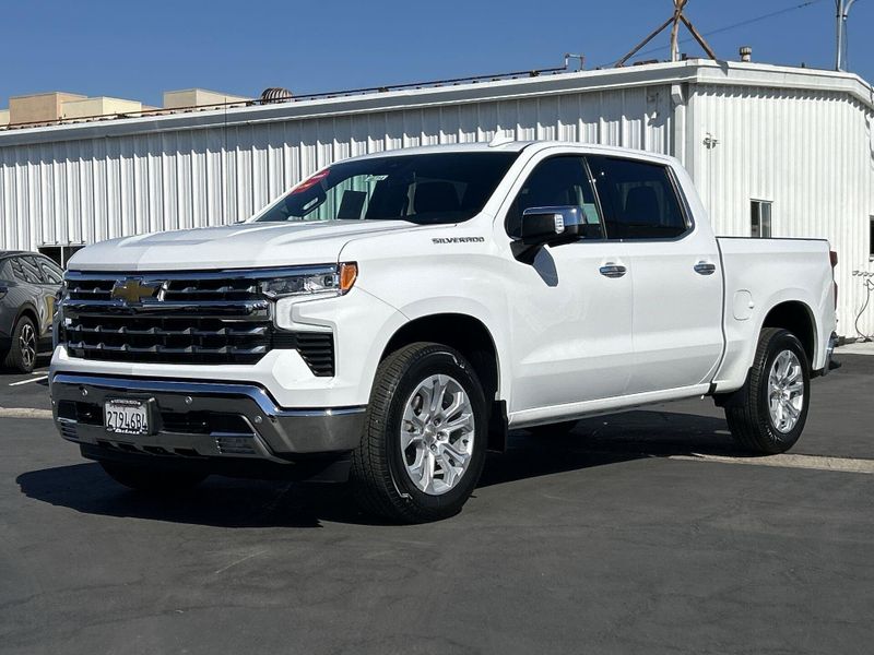 Used 2025 Chevrolet Silverado 1500 LTZImage 2