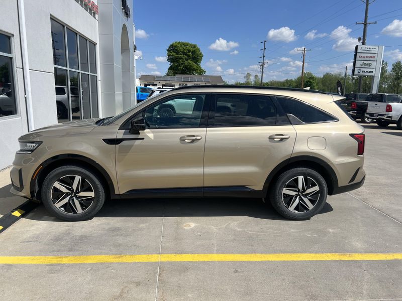 2021 Kia Sorento SImage 1
