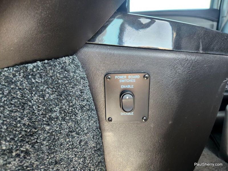 2019 Chevrolet Express 2500 Image 29