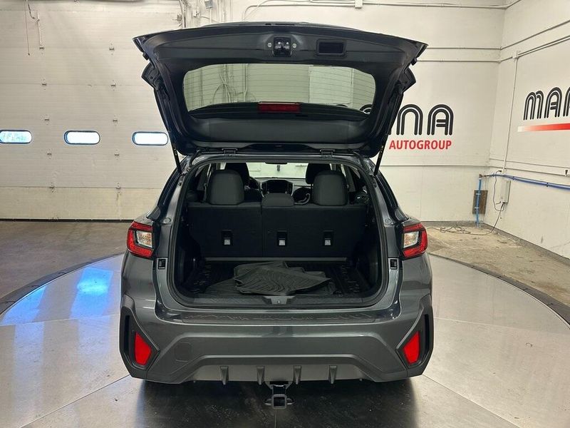 2025 Subaru Crosstrek Premium photo 8