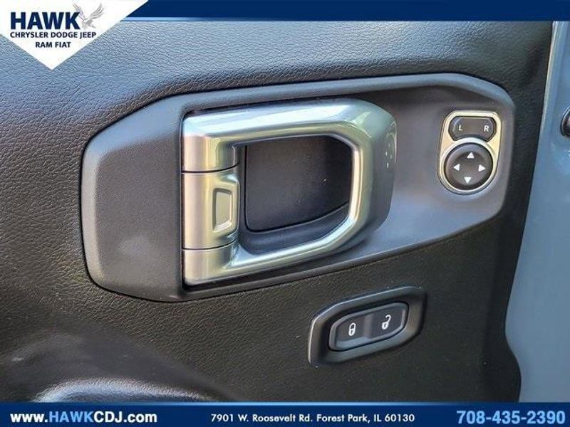 2024 Jeep Wrangler Rubicon 4xe photo 12