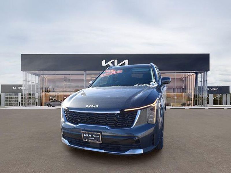 New 2026 Kia Sorento Hybrid EXImage 8