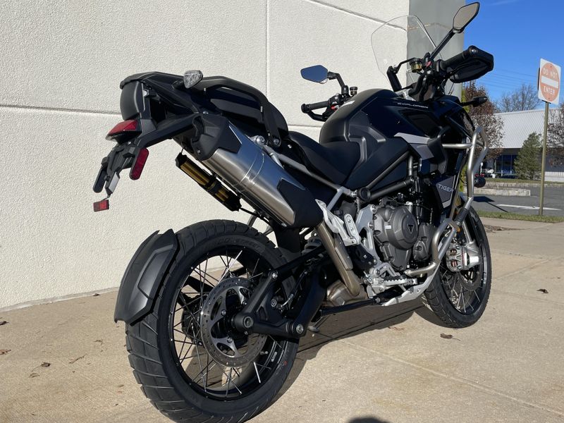 2024 Triumph TIGER 1200 RALLY EXPLORERImage 3