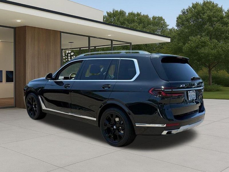 Used 2024 BMW X7 xDrive40iImage 12