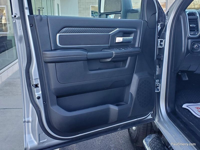 New 2026 RAM 2500 Big Horn Crew Cab 4x4 6'4' Box