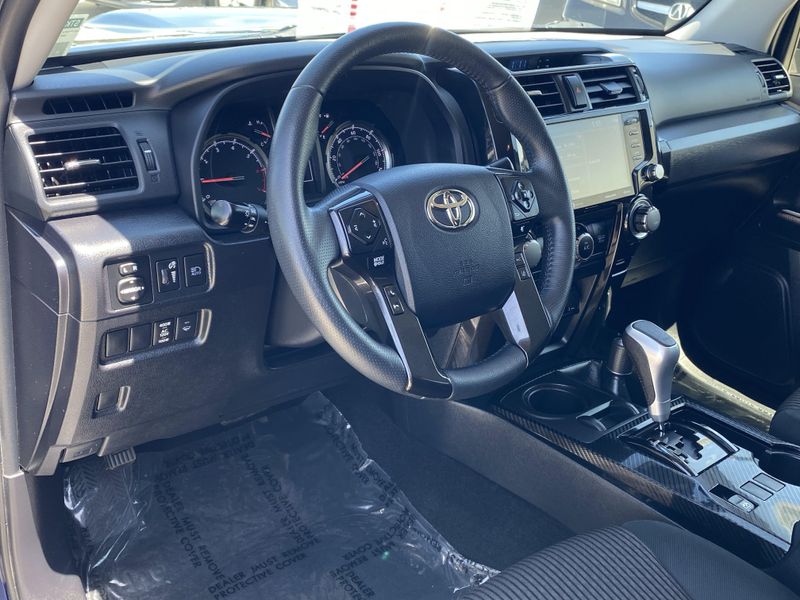 2024 Toyota 4Runner TRD Off-RoadImage 17