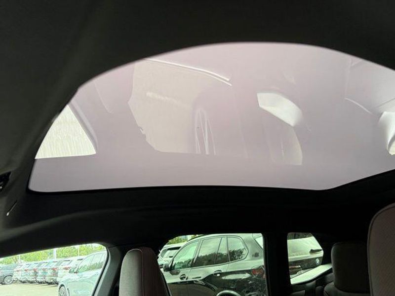 New 2026 BMW iX xDrive45Image 19