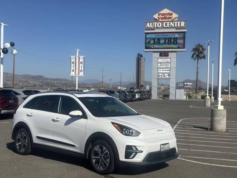 Used 2022 Kia Niro EV EX PremiumImage 1