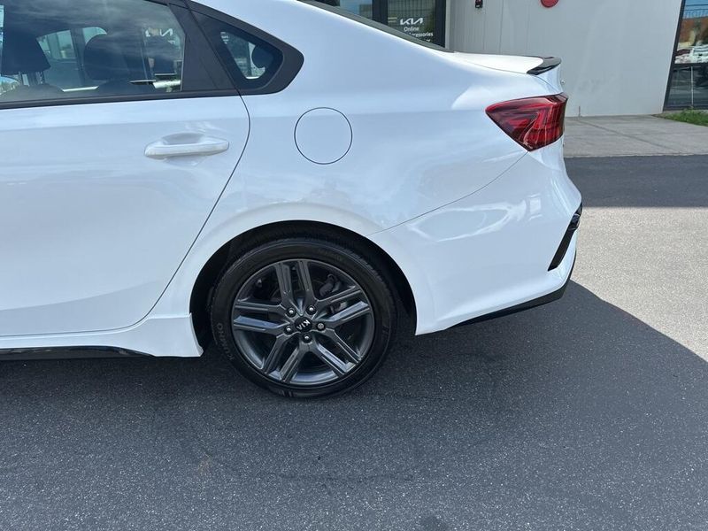 2021 Kia Forte GT-Line photo 10