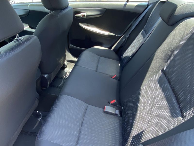 2010 Toyota Corolla SImage 13