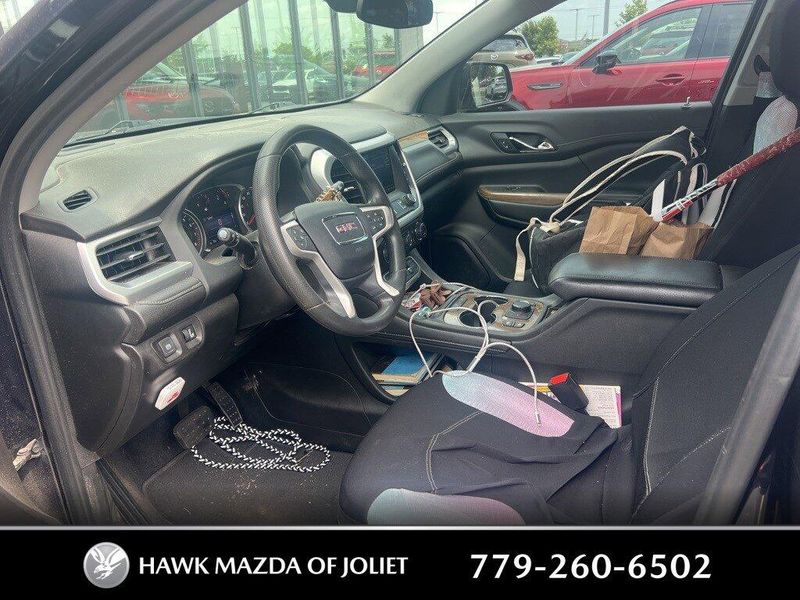 2021 Gmc Acadia SLE photo 3
