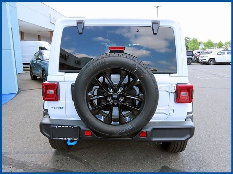 2024 Jeep Wrangler 4xE Sahara 4xeImage 6