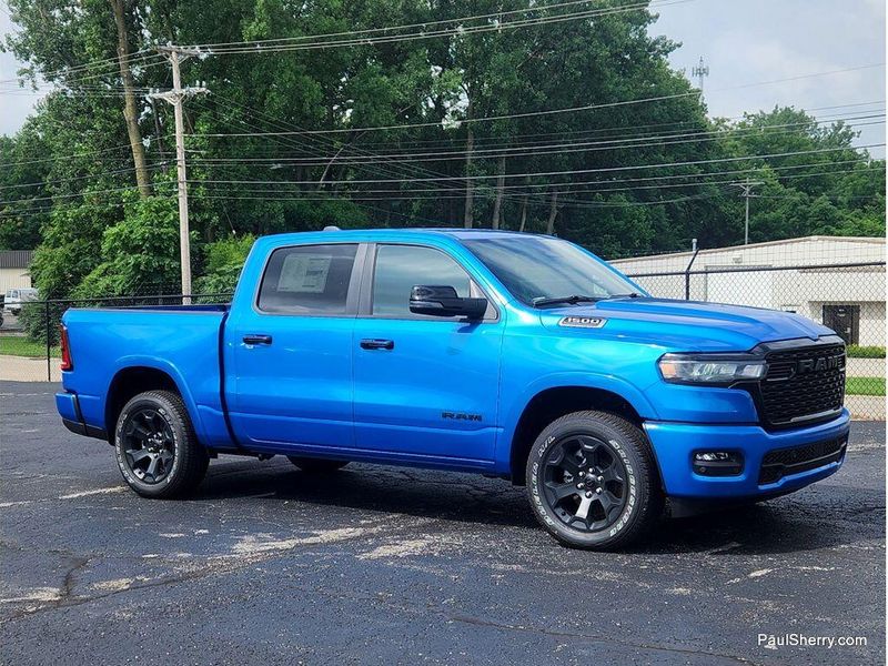 New 2026 RAM 1500 Big Horn Crew Cab 4x4 5'7' Box