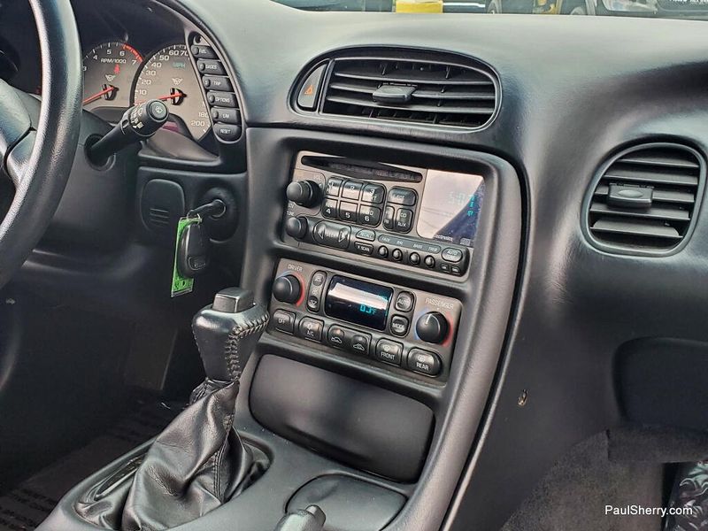 Used 2004 Chevrolet Corvette 