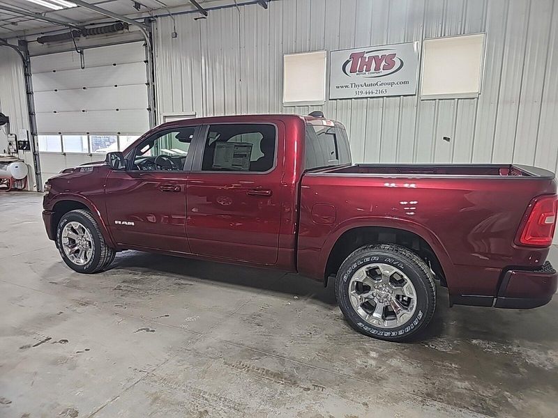 2025 RAM 1500 Big Horn Crew Cab 4x4 5