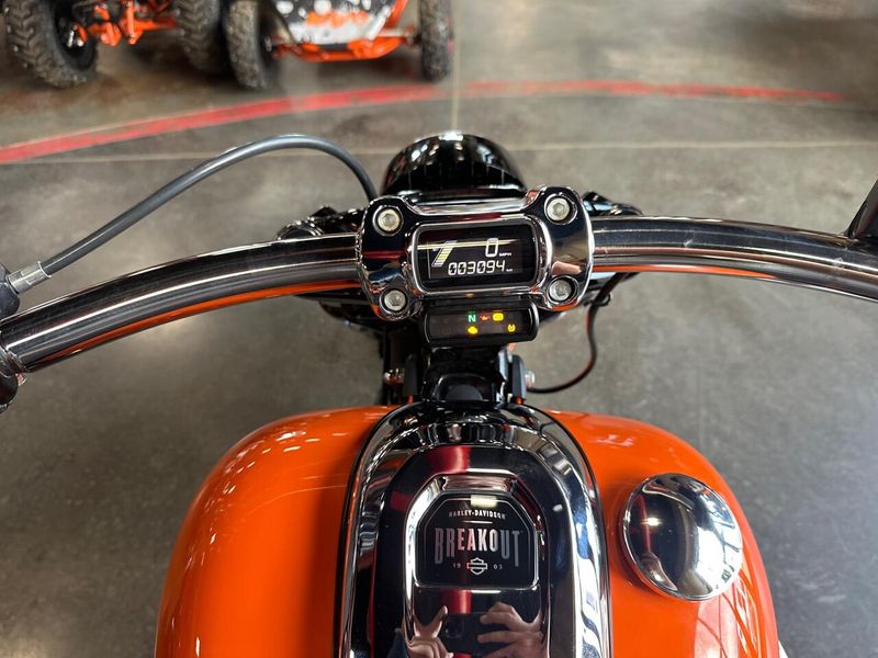 2023 Harley-Davidson Breakout 
