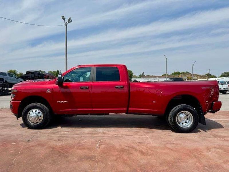 New 2027 RAM 3500 Big HornImage 9