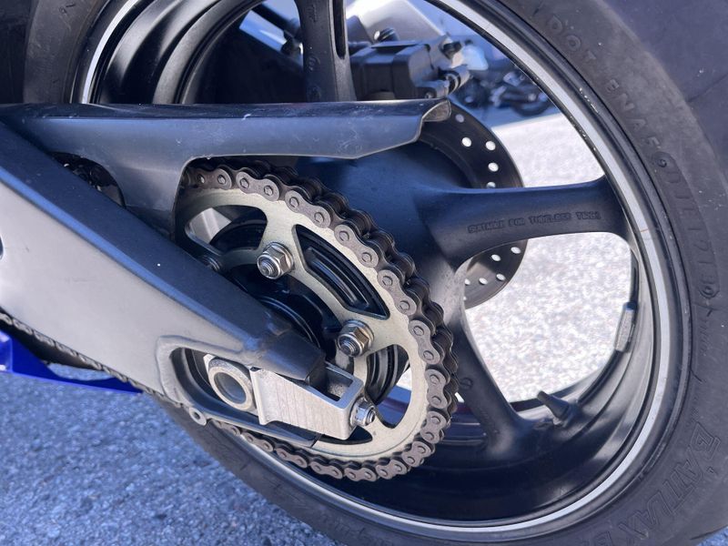 Used 2014 Yamaha YZF-R6 CA Image 23