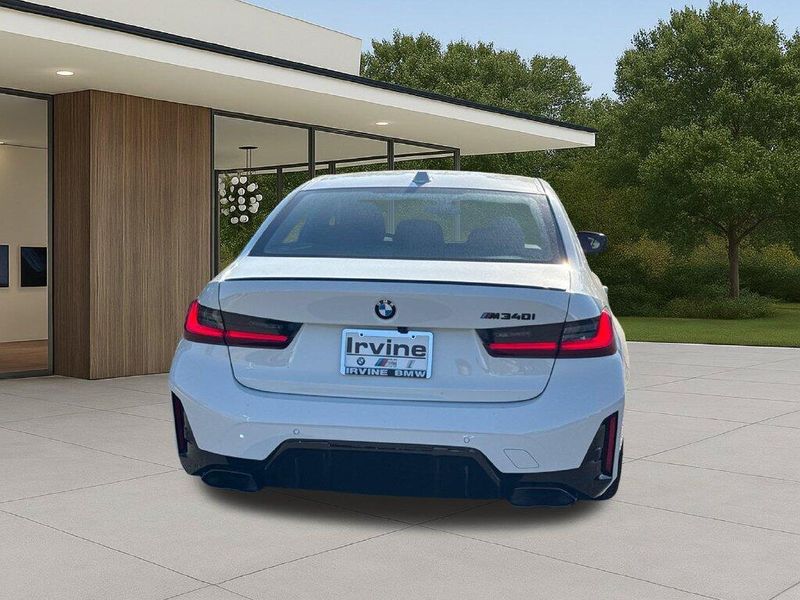 New 2026 BMW 3 Series M340iImage 9
