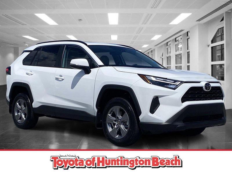 New 2025 Toyota RAV4 XLEImage 1