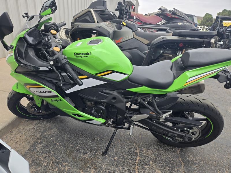 USED 2025 KAWASAKI NINJA ZX-4RR ABS Image 4
