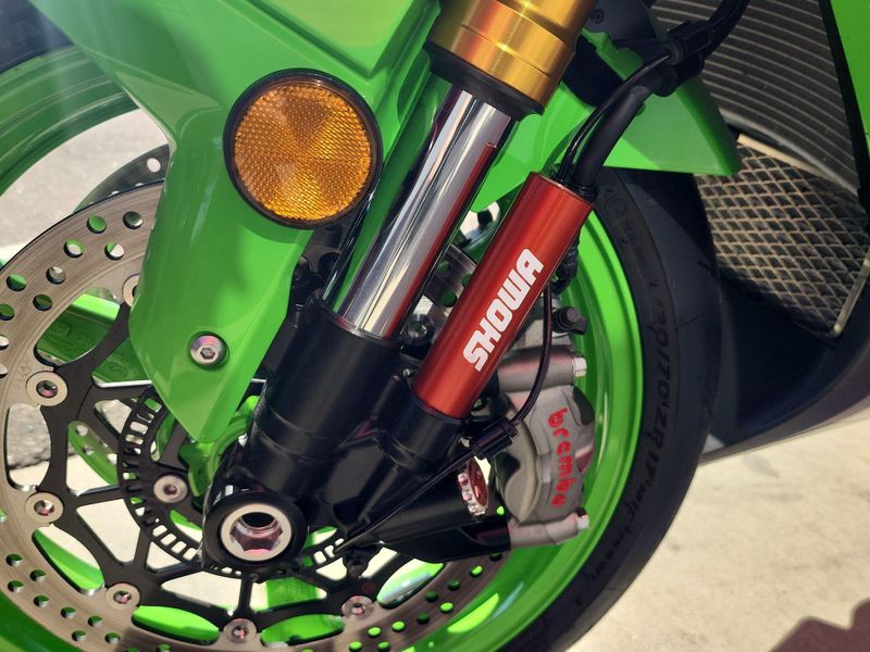 Used 2024 Kawasaki NINJA ZX-10R ABS 40th ANNIVERSARY Image 19