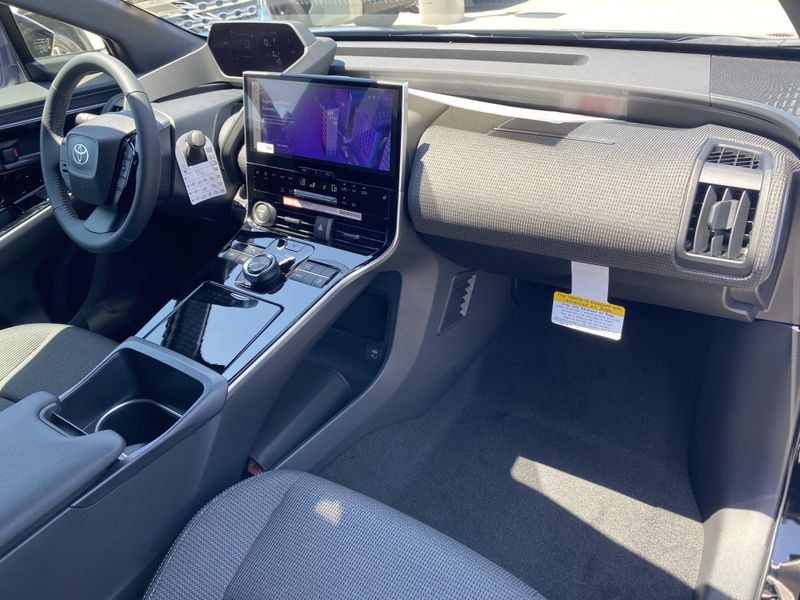 New 2025 Toyota bZ4X XLEImage 9