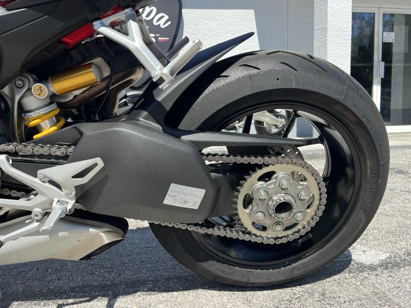 2021 Ducati Streetfighter V4 