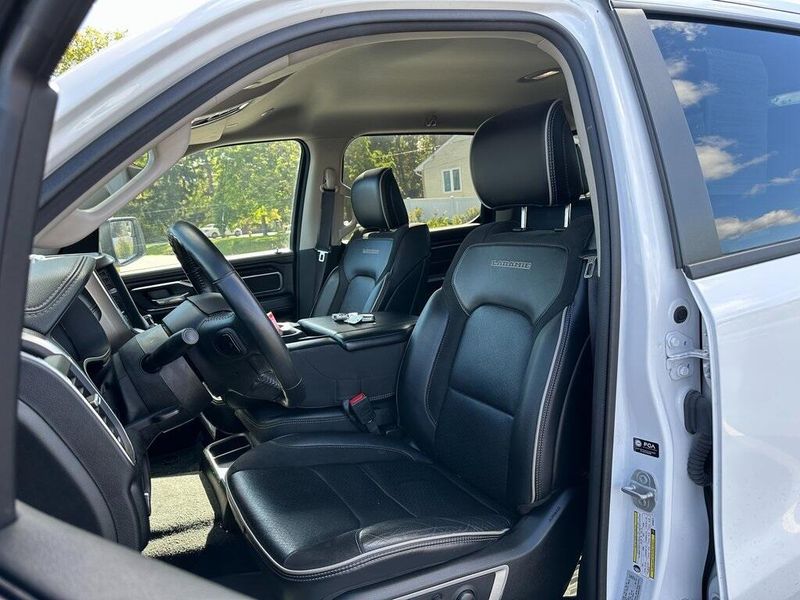 2022 Ram 1500 Laramie photo 16