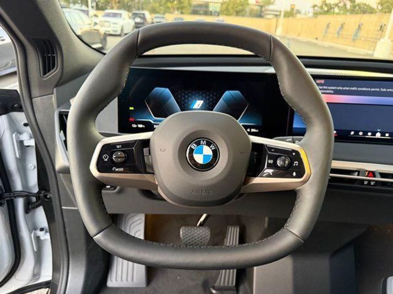 New 2026 BMW iX xDrive45Image 19