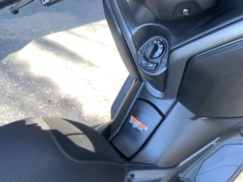 New 2026 Yamaha Xmax Image 18