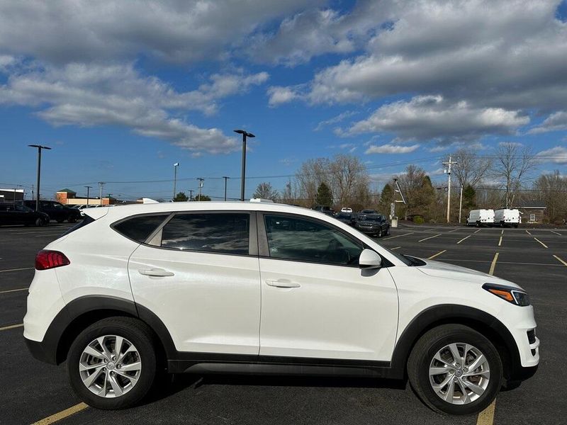 2020 Hyundai Tucson SEImage 9