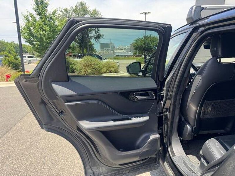 2019 Jaguar F-PACE S