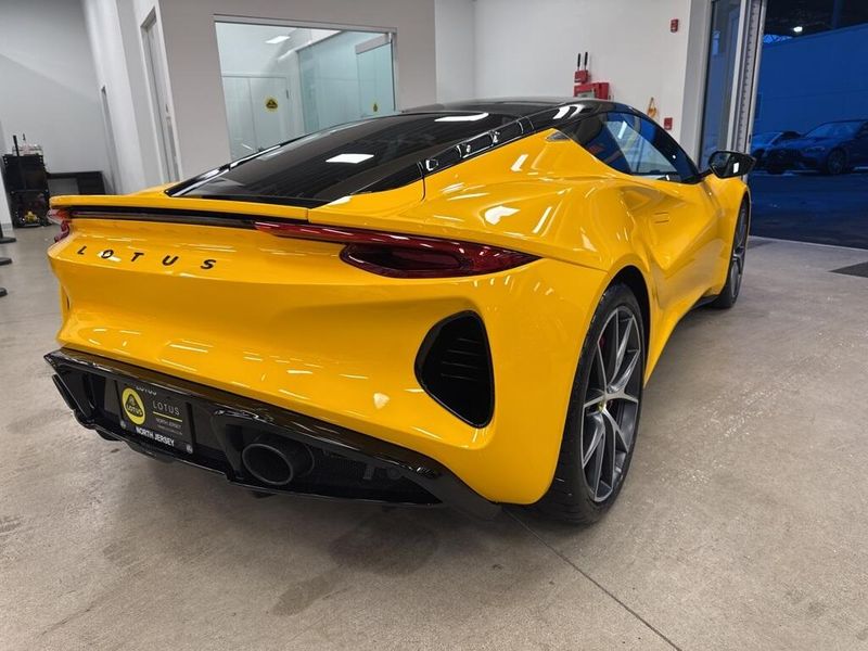 2024 Lotus Emira 